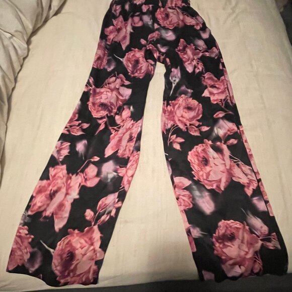 Victoria’s Secret 100% Silk Satin Pajama Set – XS - Picture 5 of 5